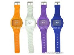 新款时尚硅胶手表 尼克松手表 女士硅胶手表 硅胶电子手表图1