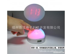 新款创意懒人电子夜光led投影七彩星空闹钟时钟 创意闹钟 礼品图1