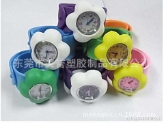 厂家供货硅胶滴胶儿童表 拍拍表 圣诞礼物硅胶啪啪电子表低价批发图1