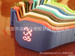 PU表带厂家 超低价批发PU带触摸led手表 新款led电子手表图1