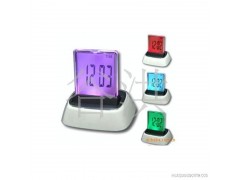【现货供应】优质七彩座式电子钟 可加logo电子钟 中式电子钟图1