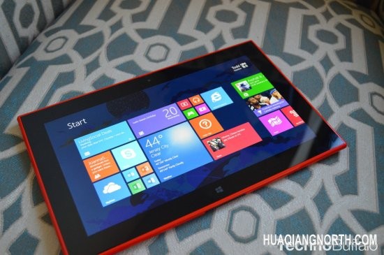 Lumia 2520上手感受 外型出众硬件强大