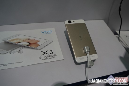 vivo X3土豪金 亮相第82届中国电子展