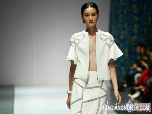 Samsung GALAXY 王培沂春夏成衣发布