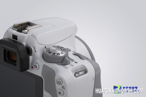 搭配40mm饼干镜头 白色款EOS 100D正式发布