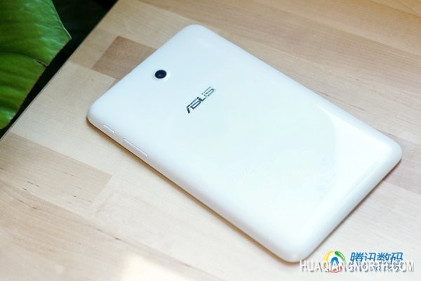 华硕MeMO Pad 8上手 硬件主流身材略显臃肿