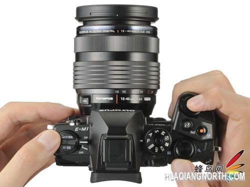 奥林巴斯M.ZUIKO DIGITAL ED 12-40mm F2.8 PRO镜头