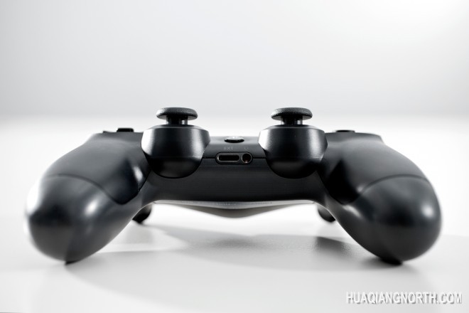 图赏：PS4官方拆解