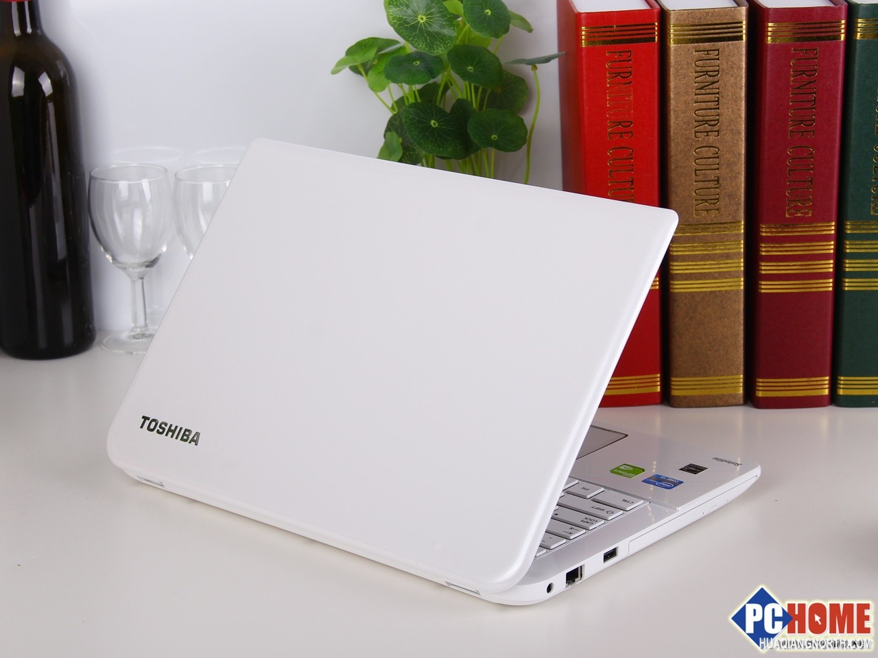 至薄机身 东芝L40笔记本跌破4000元