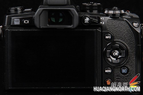 E-M1背部细节图