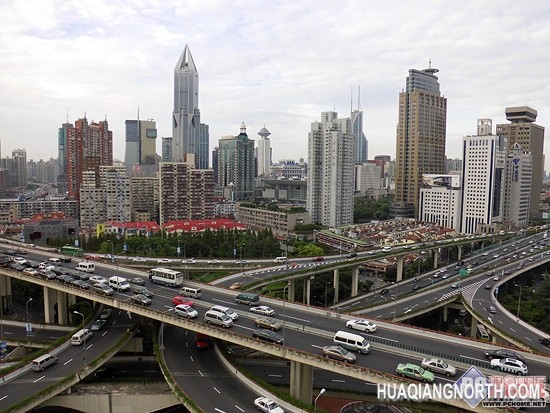 捕捉城市脉动 明基GH680F长焦相机体验