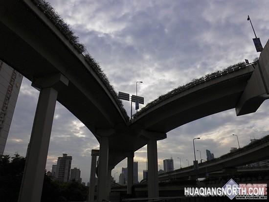 捕捉城市脉动 明基GH680F长焦相机体验