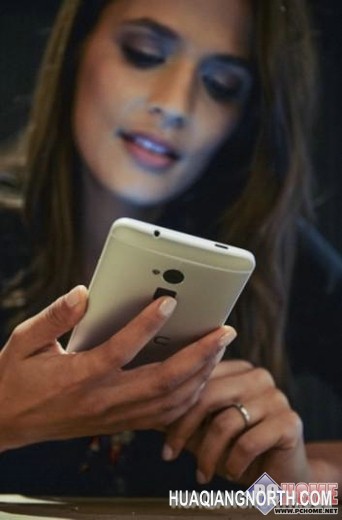 不大不尽兴 ！HTC One max让你玩大的