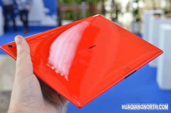 诺基亚Lumia 2520上手体验 与iPad竞争嫩了点