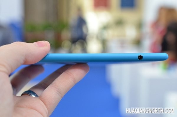 诺基亚Lumia 2520上手体验 与iPad竞争嫩了点