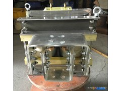 大电流隔离变压器(不锈钢型材夹件) DDG-14K图1