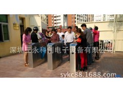 福建泉州幼儿园接送系统翼闸三辊闸摆闸一字闸转闸道闸翼闸三棍闸图1