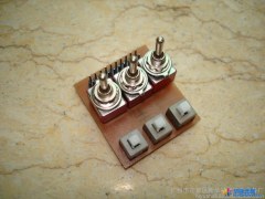 广州花都新华冠诺机电设备厂批发直销雕刻机LY4535E型 数控铣床 数控钻铣机 数控车床图1