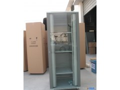 新品热销款 标准机柜800宽*600深*32U加宽网络机柜配豪华型现货图1